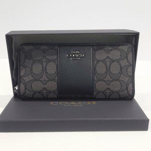 💗COACH NIB Signature Jacquard Slim Accordion Zip Wallet in a COACH GIFT BOX NWT